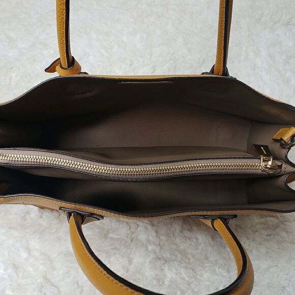 Michael Kors Large Mercer Convtertable Merigold Tote W/ Crossbody Strap - Picture 9 of 16